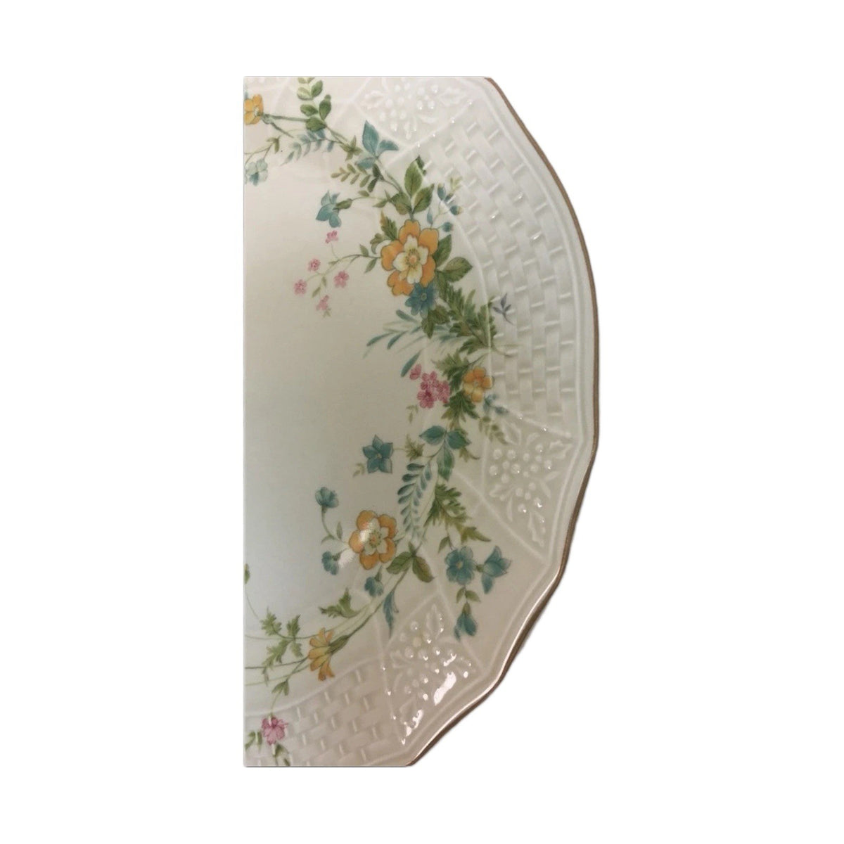 Mikasa Greensboro Ivory D1053 15-Pc Dinnerware Set – 3 Place Settings