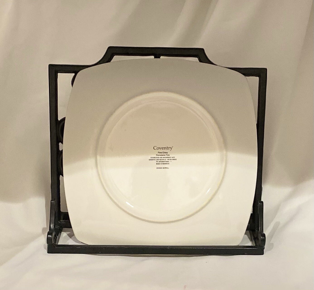 Coventry CHOCO SCROLL 4-Square Dinner Plates Fine China Porcelain (PTS) Int'l.