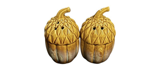 Acorn Salt & Pepper Shakers Set Ceramic 3.5” H Fall Autumn Thanksgiving Decor