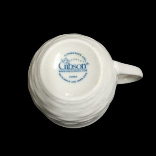 Gibson Designs SARASOTA 4-Flat Cups & 4 Saucers 7 Oz White Embossed Basketweave