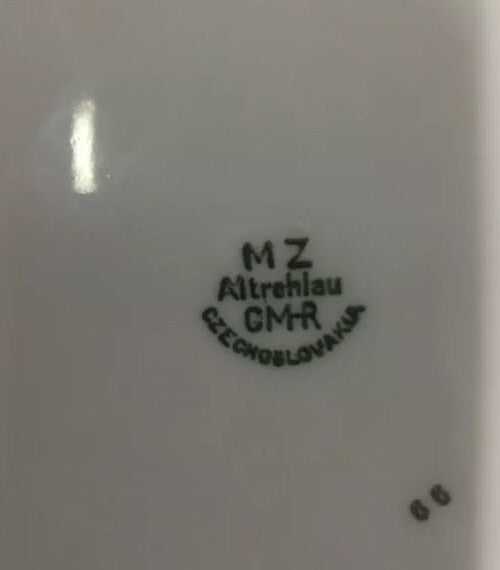 Vntg MZ ALTROHLAU CMR 6 Dinner Plates Czechoslovakia Porcelain Floral Gold Trim