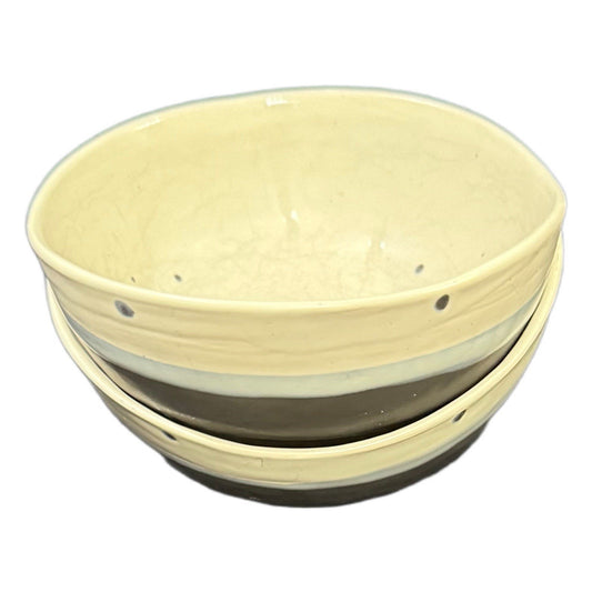 Gibson Elite Rhinebeck Bowls Set of 2 Stoneware Gray Beige Dots 3.5” H 6 3/4” D