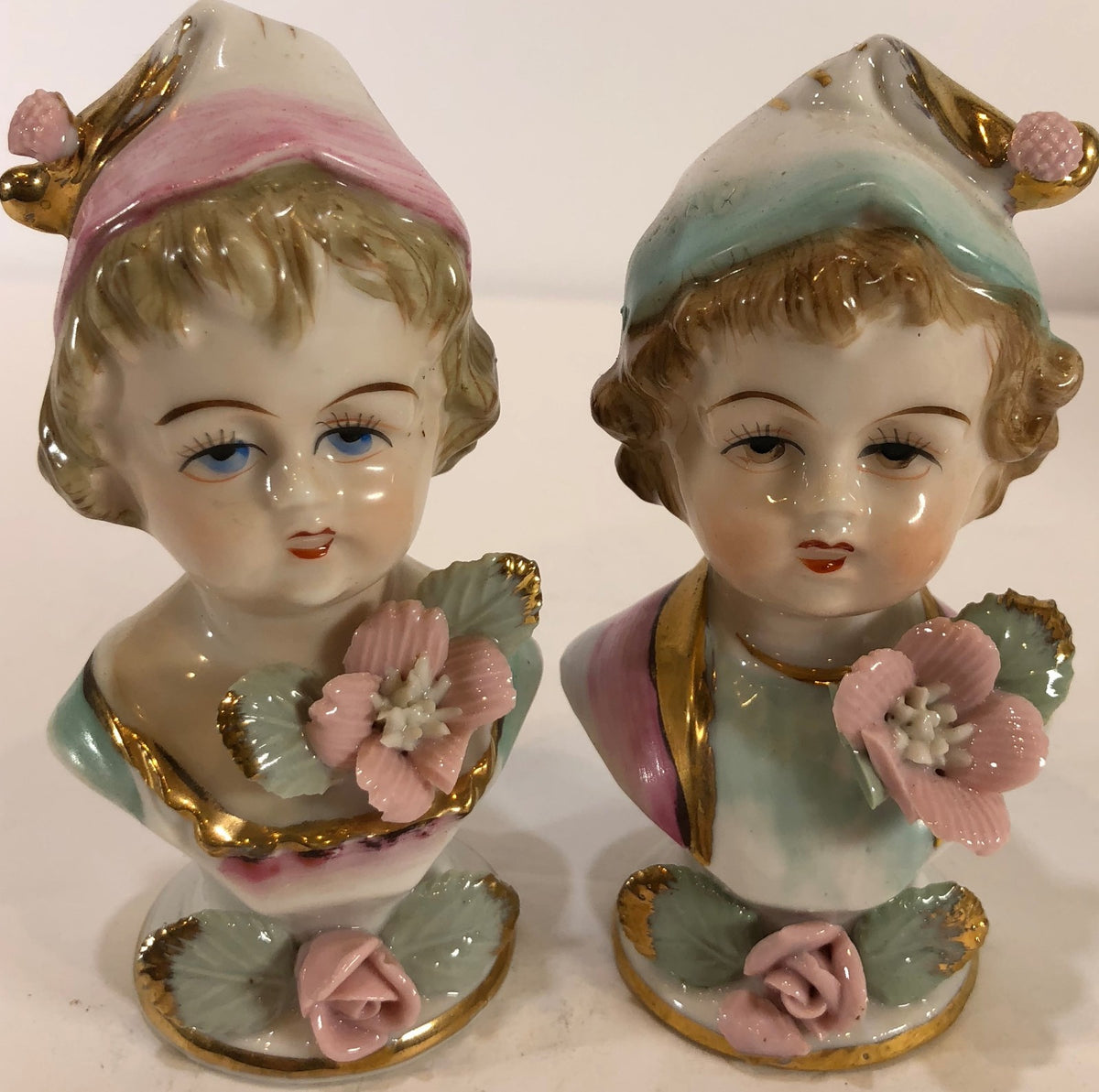 Salt & Pepper Shakers Kitchenware Dinning Table Collection Collectibles