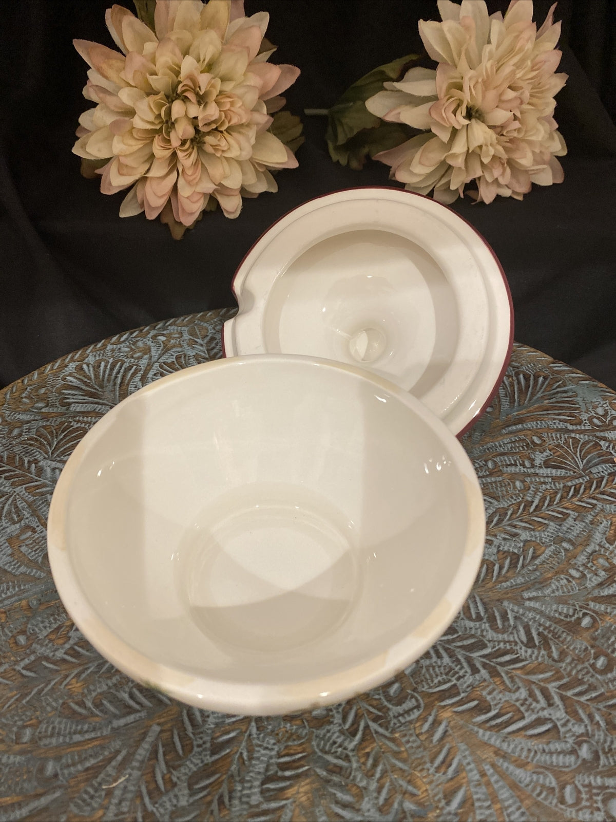 YOUNGS Heartfelt Kitchen Creations 3 PIECE Sugar Bowl with Lid & Creamer Rooster