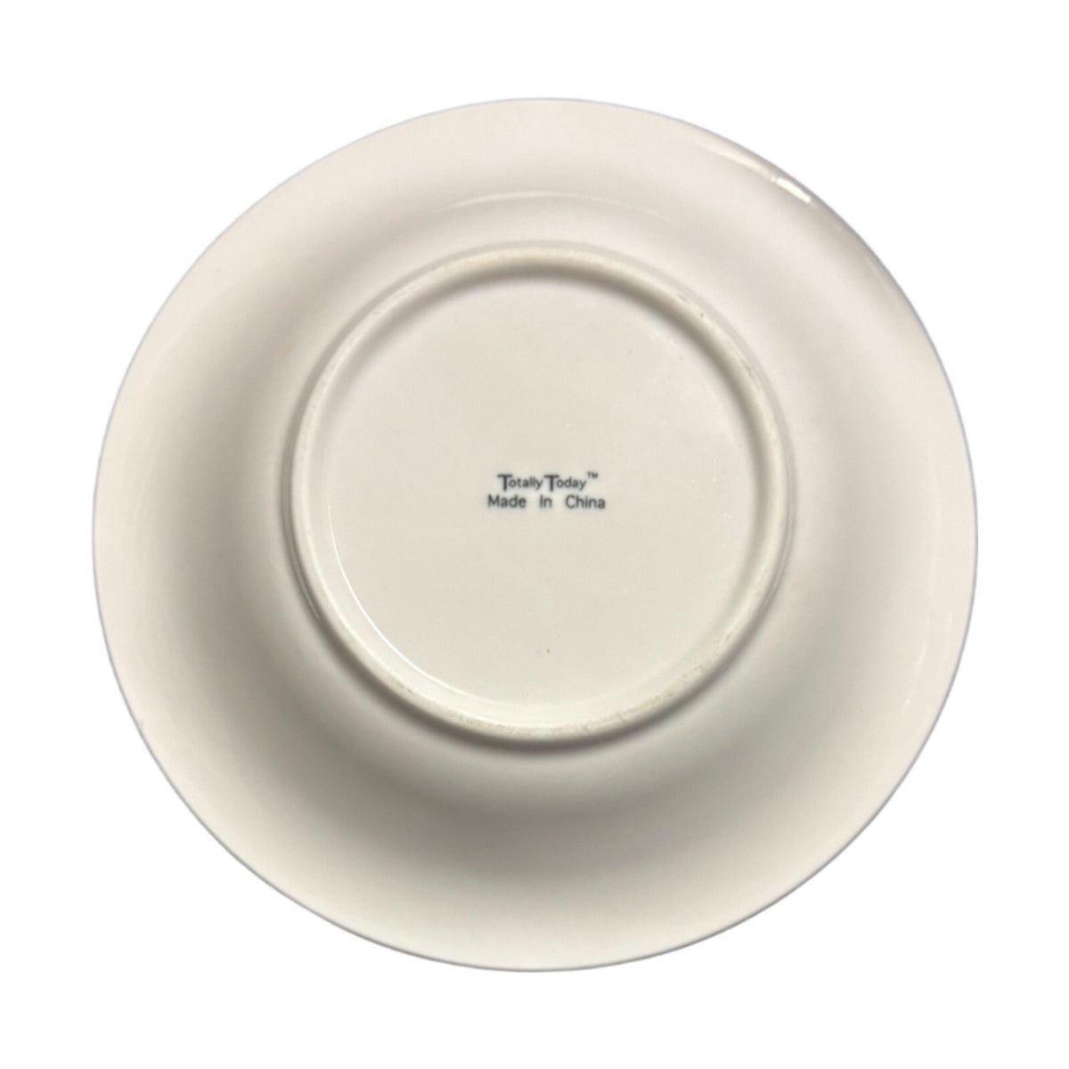 TOTALLY TODAY 6-Cereal Bowls All White Embossed Criss-Cross Border Ceramic Dish