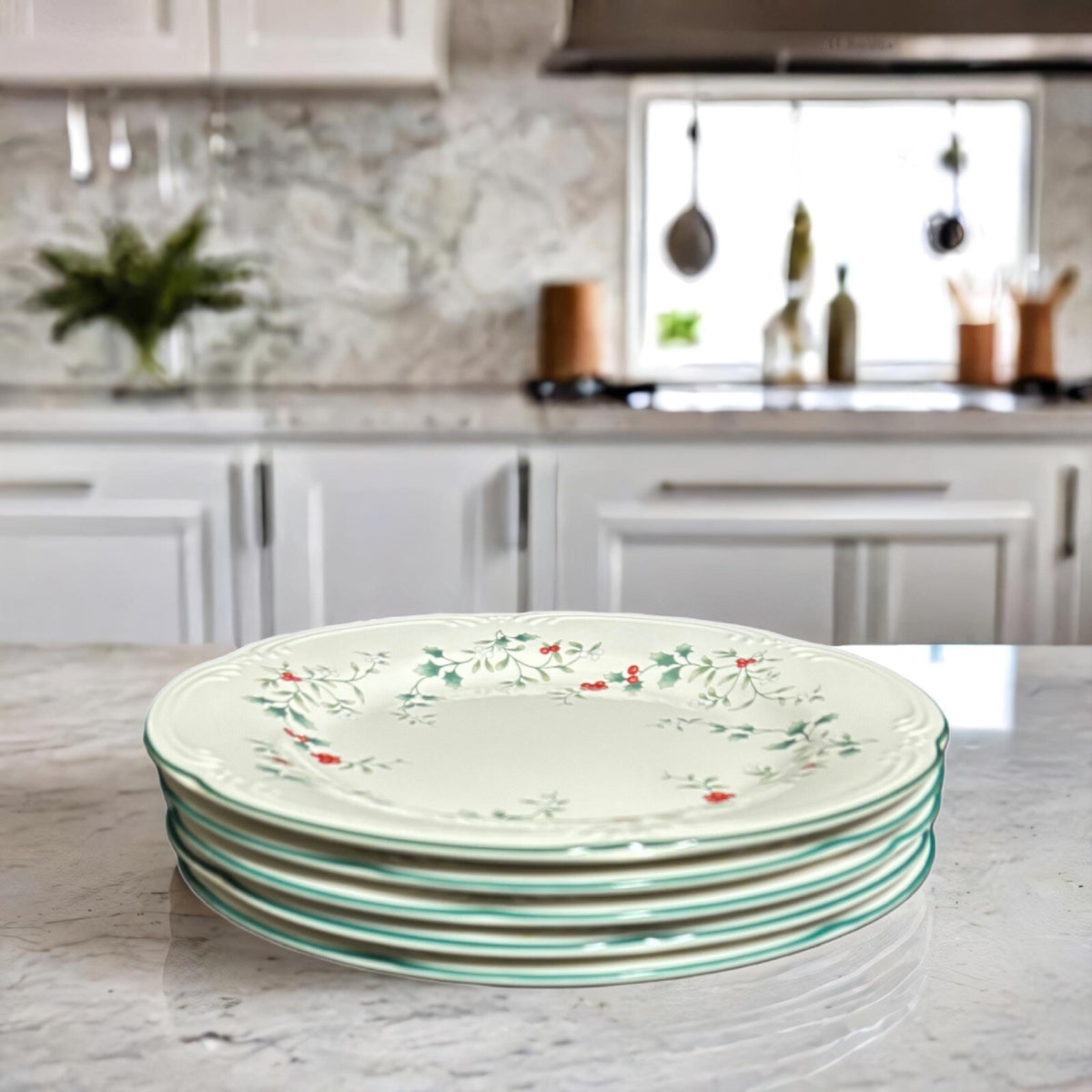Pfaltzgraff WINTERBERRY 5-Dinner Plates Holly & Berries White Dinnerware