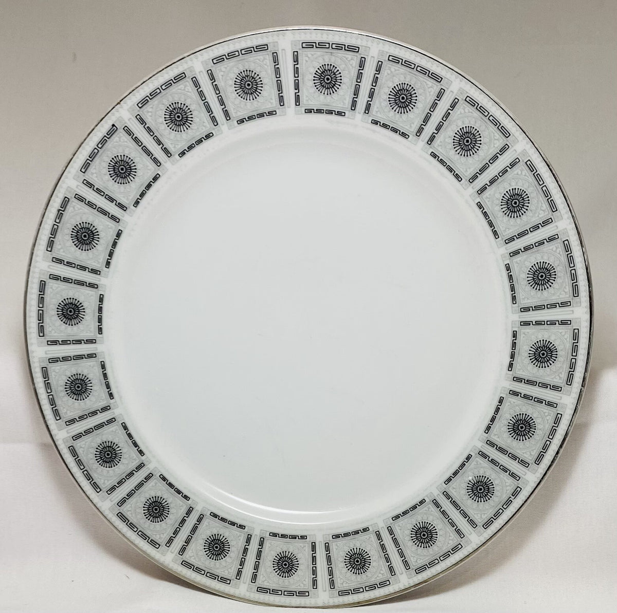Vintage & Rare Norleans "APOLLO" Fine China Geometric Design Dinner Plate 101/2"