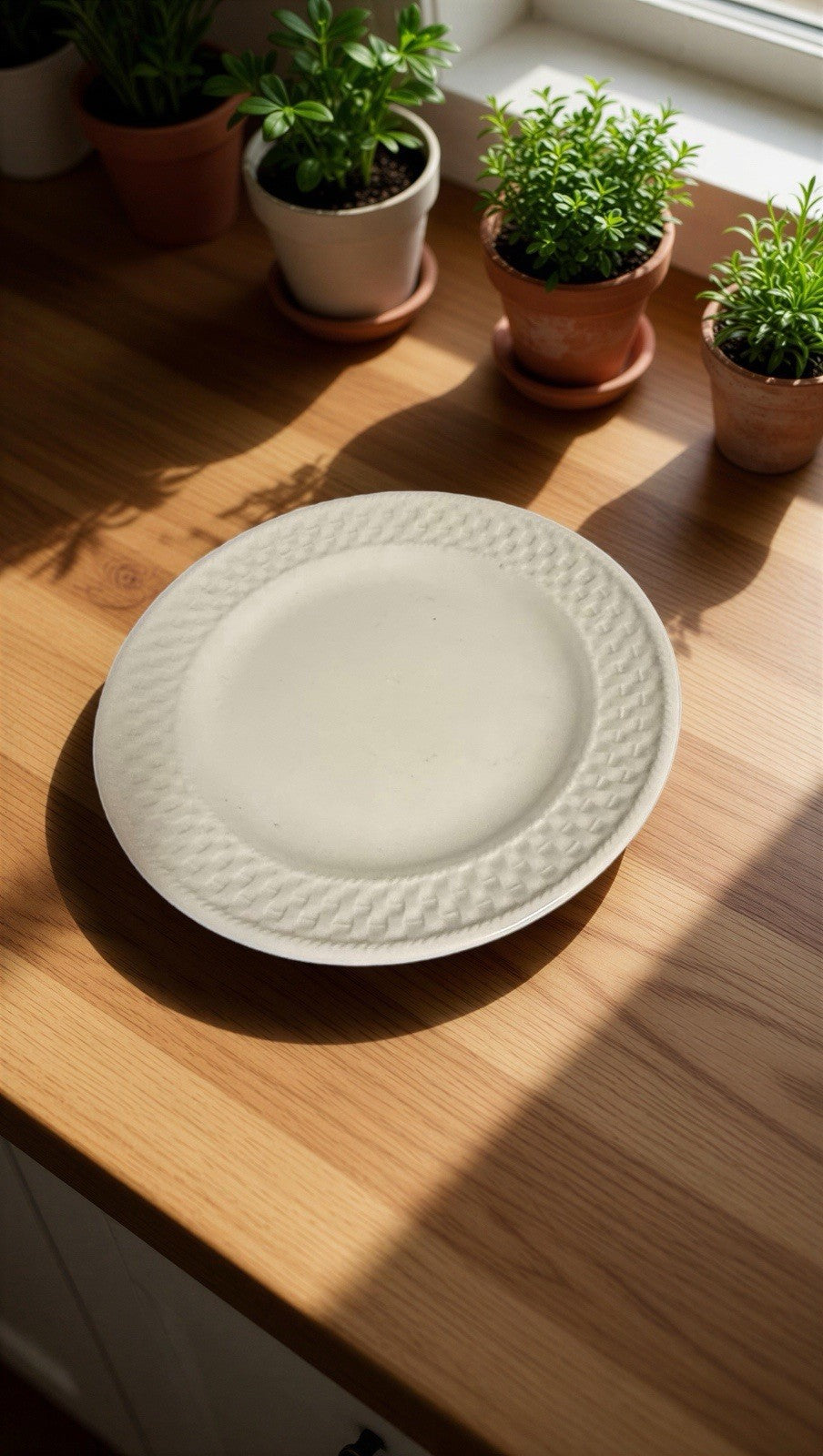 Oneida Wicker 1-Bread & Butter Plate 6” White Basket Weave Ceramic Dessert Dish