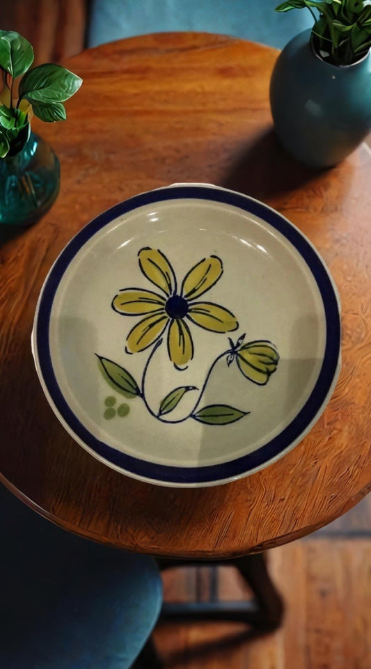 HARA DESIREE Japan Stoneware Salad Plates Set of 4 Yellow Floral 7.75” #22511
