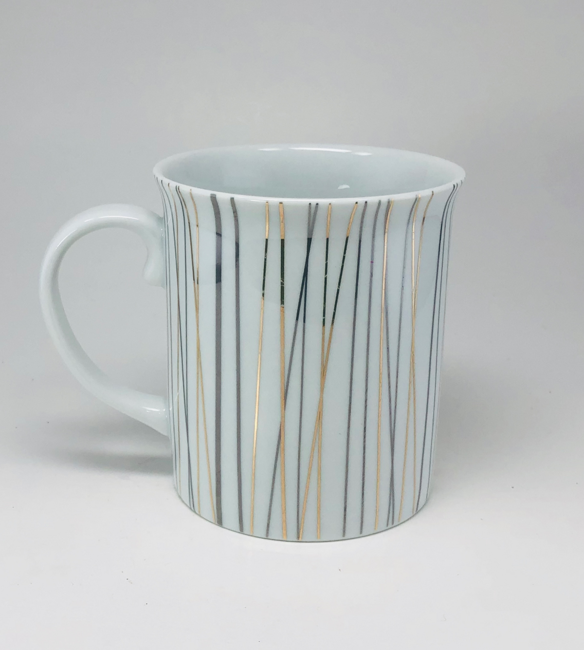 Threshold White Porcelain Mug 13 oz Gold Silver Stripe Coffee Tea Cup Target