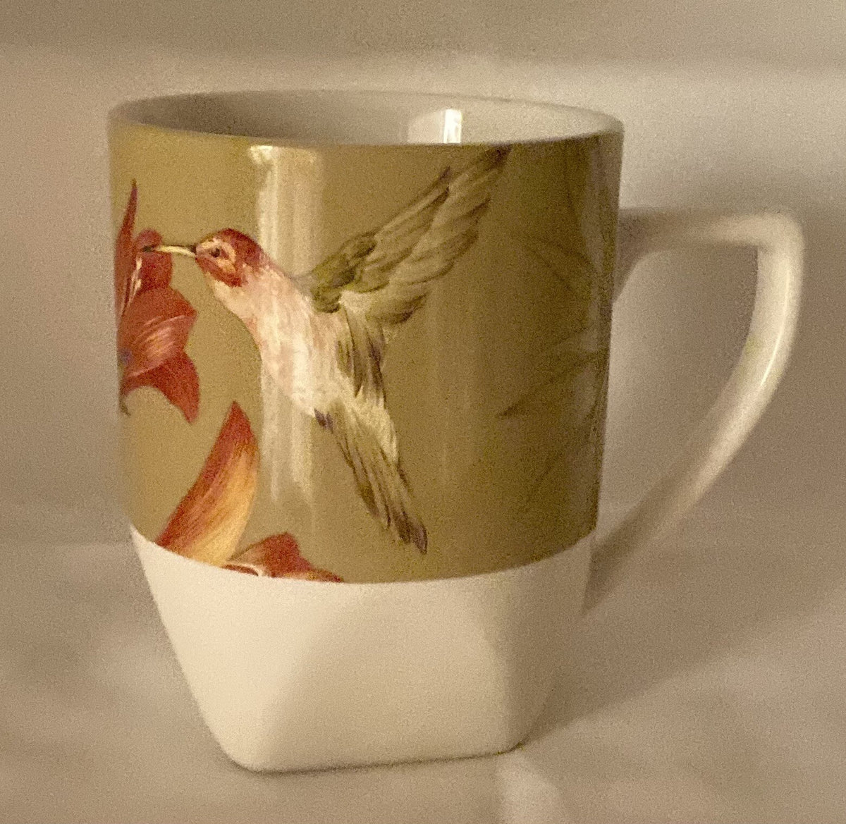 222 Fifth PTS Int’l. “ANTIGUA”  Stoneware Coffee Mug Hummingbird Tea Cup 12 oz