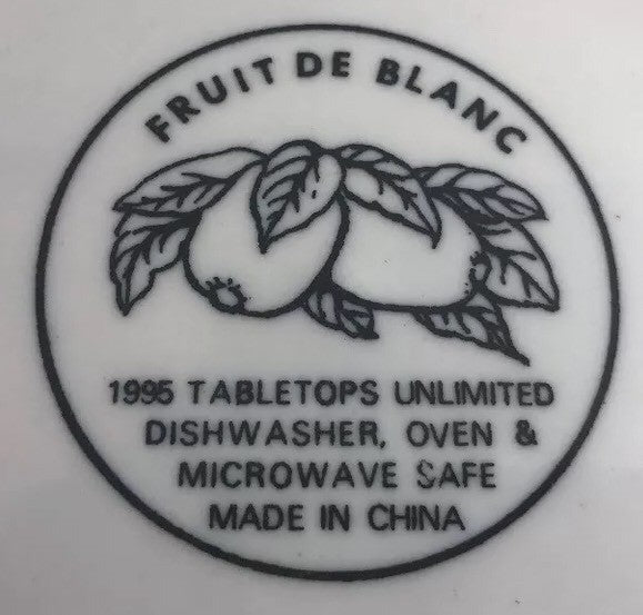 Fruit de Blanc Tabletops Unlimited  4-Coupe Soup Bowls Set Embossed Fruit (1995)