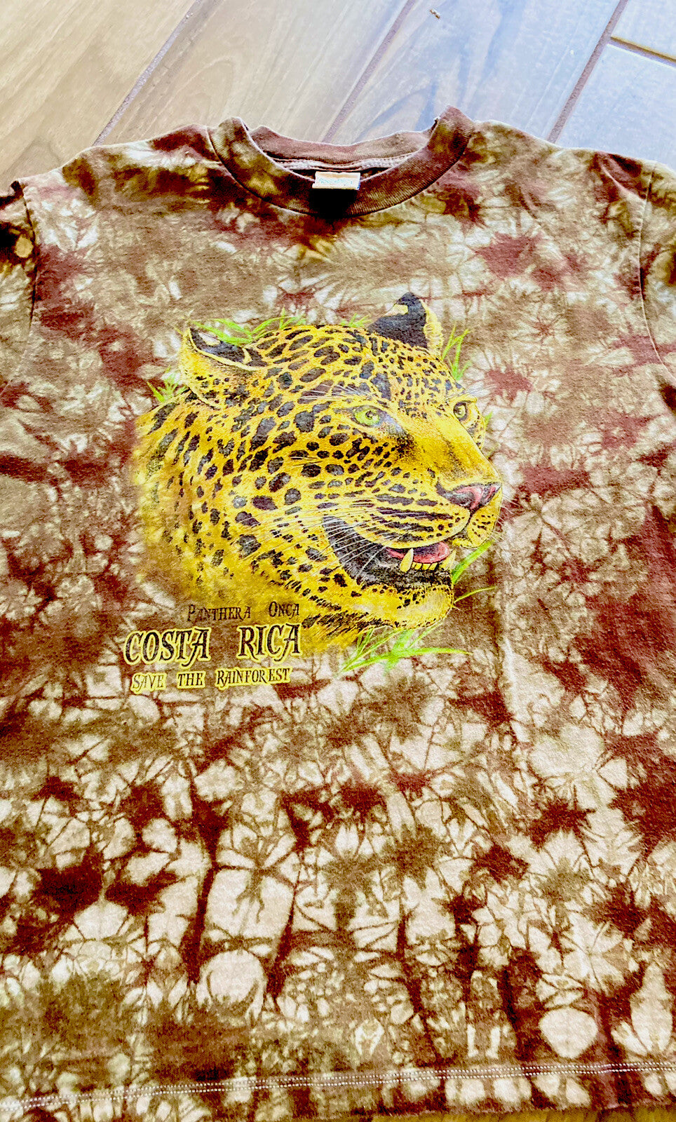 Costa Rica Natural Pura Vida Men's Lg. T-Shirt Top Panthera Onca Save The Forest