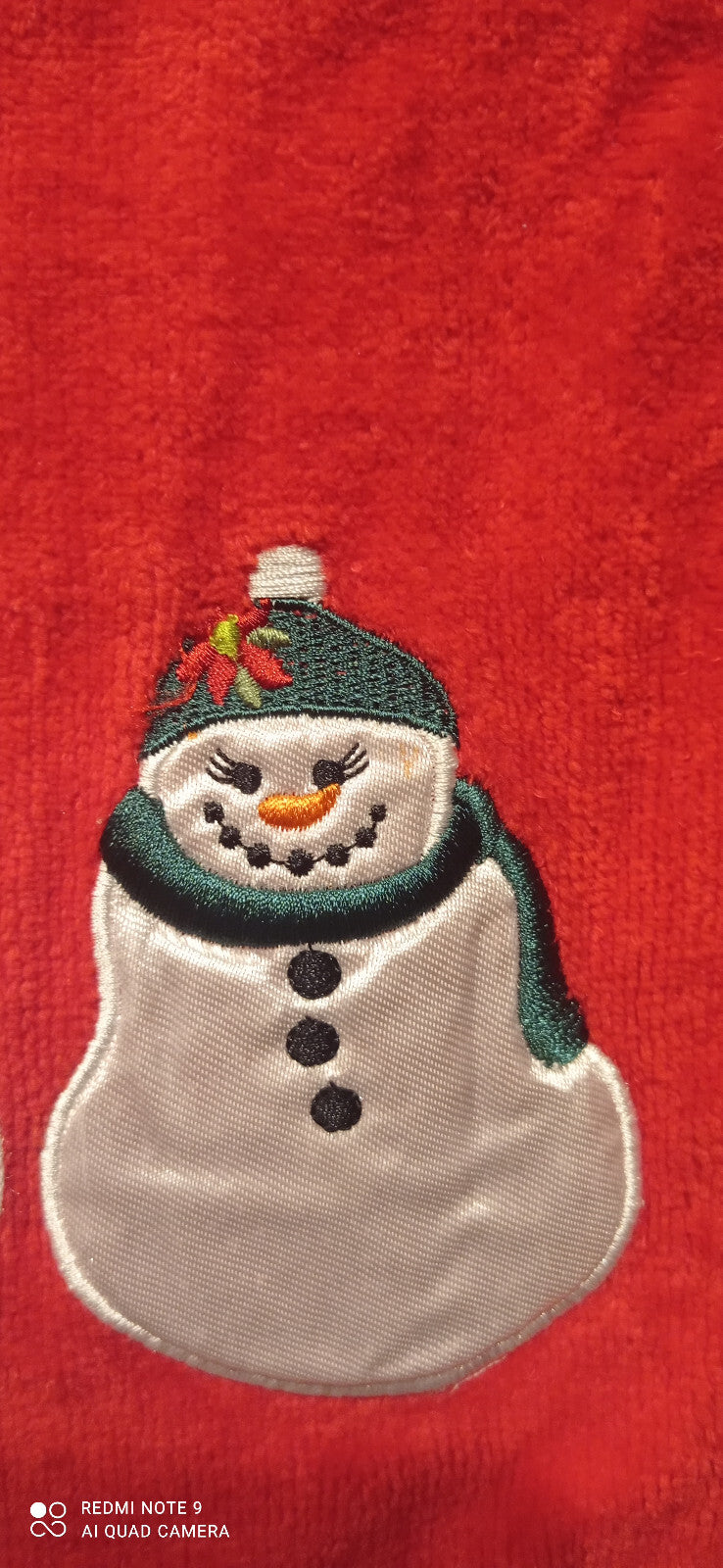 Snowman Appliqué TOWEL Publix Green Red White Cotton 25”L X 16”W