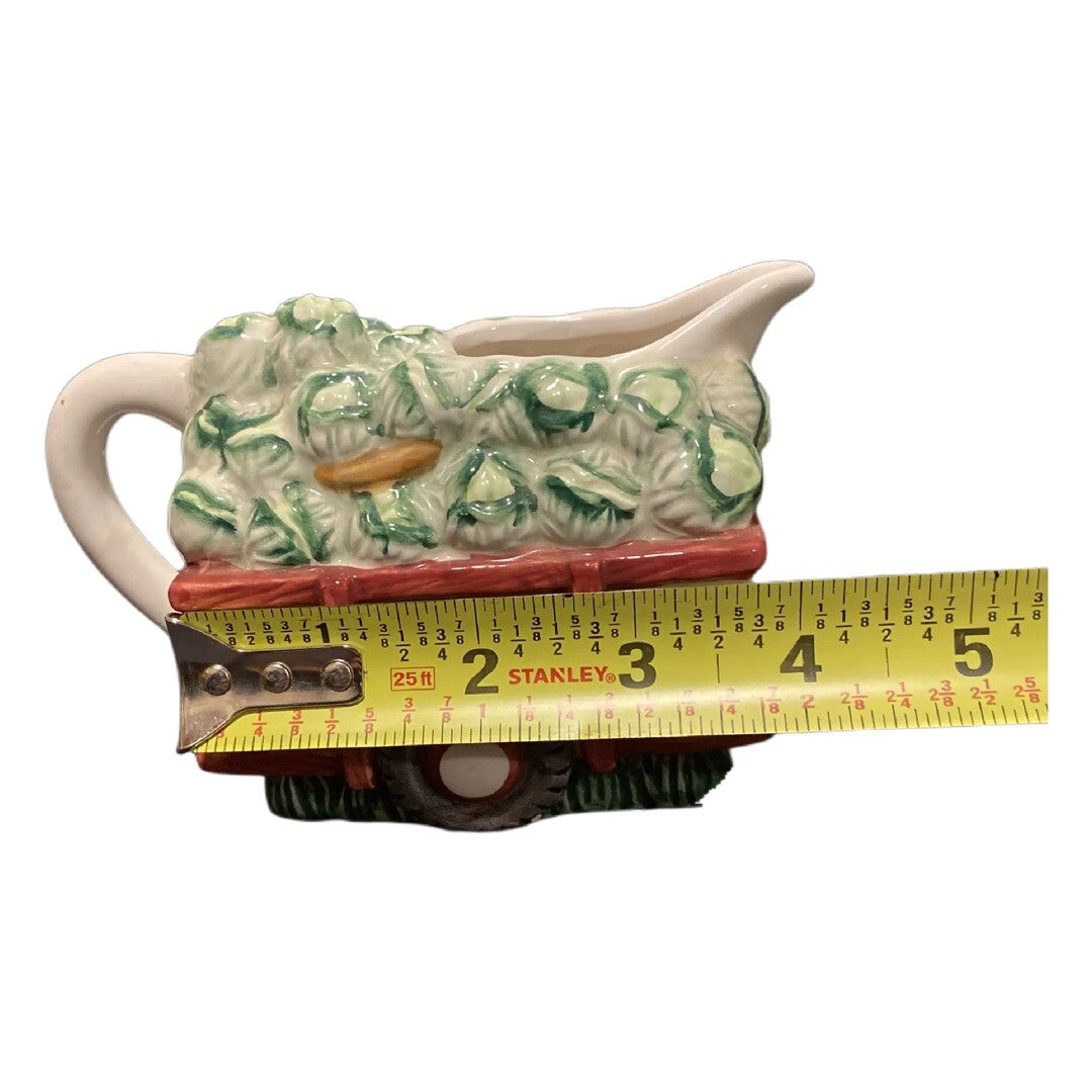 Cracker Barrel 3D Ceramic Creamer Milk 1998