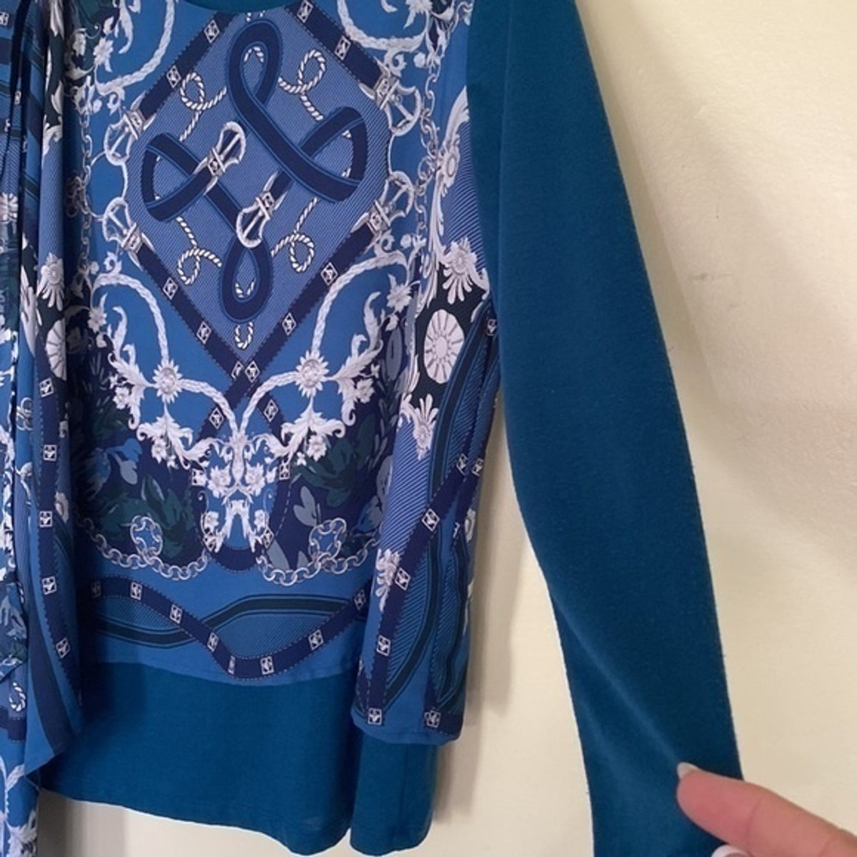 DG2 by Diane Gilman Printed Scarf Overlay Long-Sleeve Knit Top S