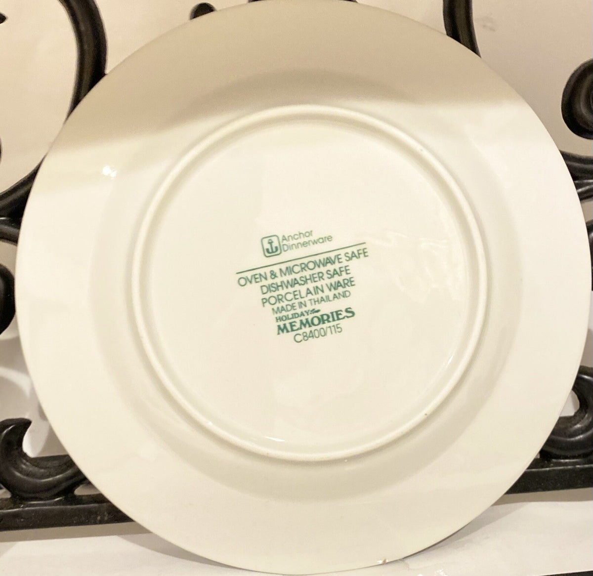 Vintage Holiday Memories Anchor Dinnerware 7-Salad Plates Christmas Bear