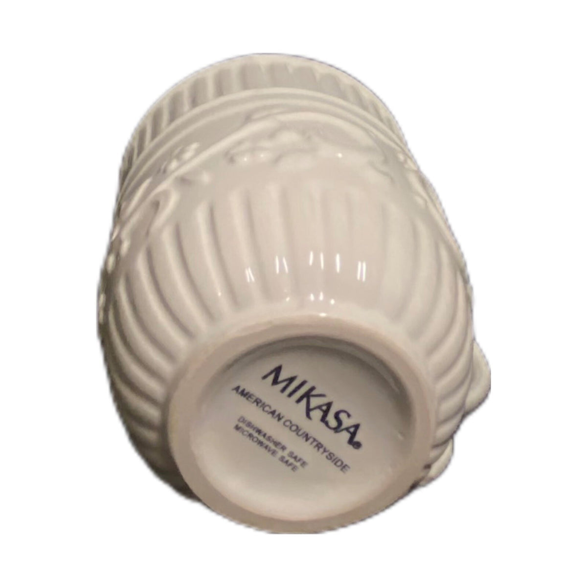 Mikasa AMERICAN COUNTRYSIDE 3- Mugs Earthenware White Tea Cups Embossed Design