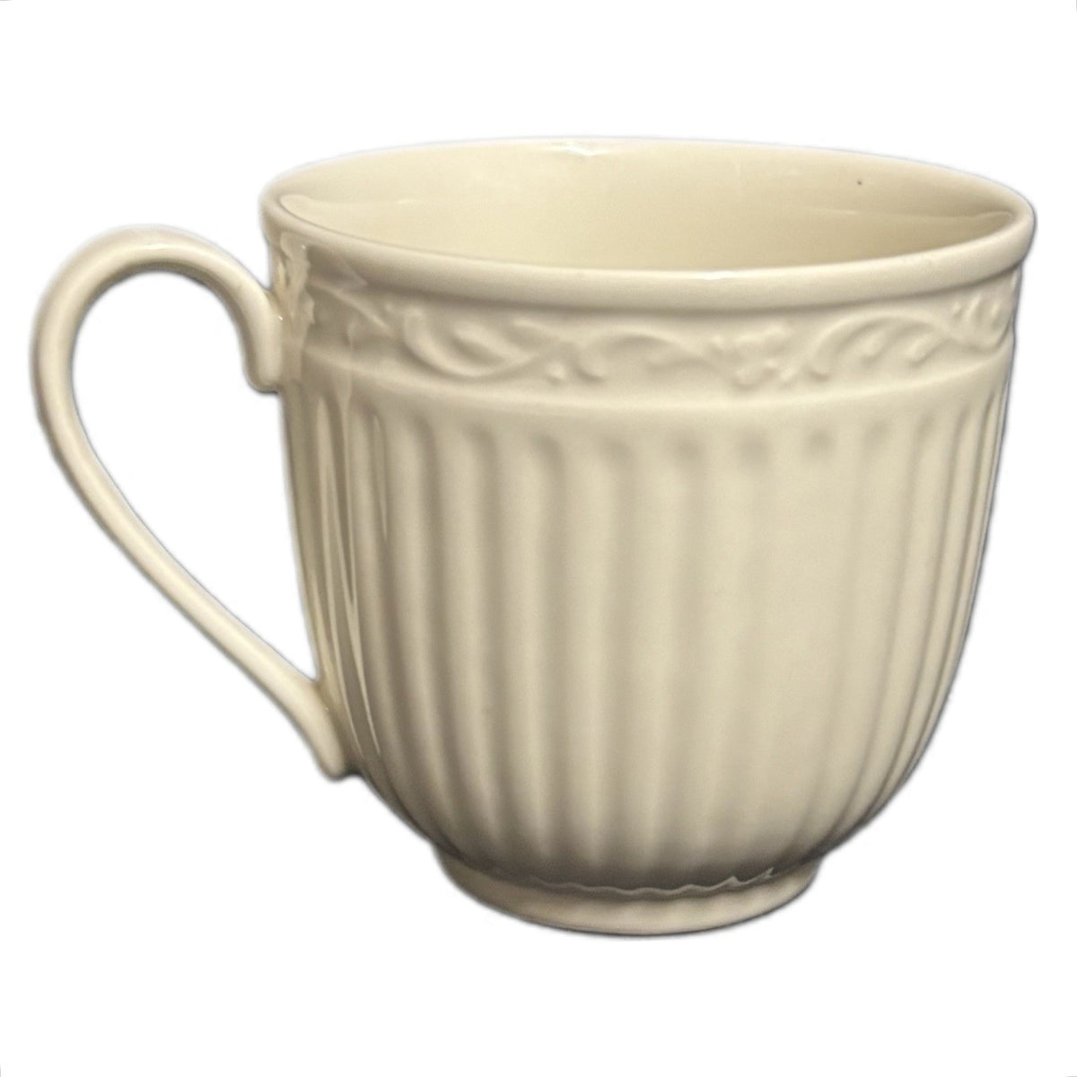 Mikasa Italian Countryside 4-Cups and 4-Saucers DD900 Ivory
