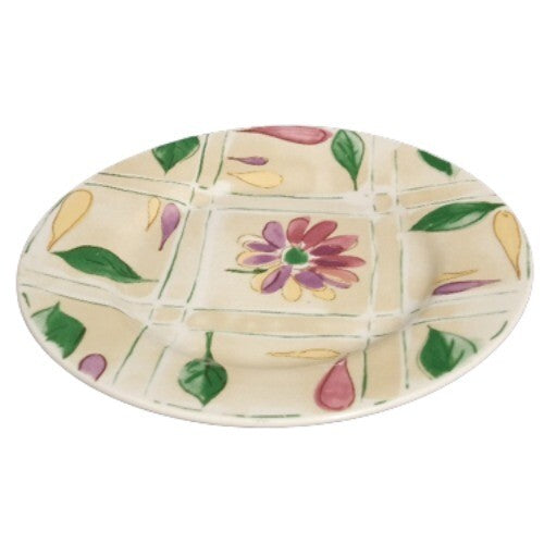 Gibson SABRINA 4-Salad Plates 7 ½” D Flowers Petals & Green Leaves Dessert Dish