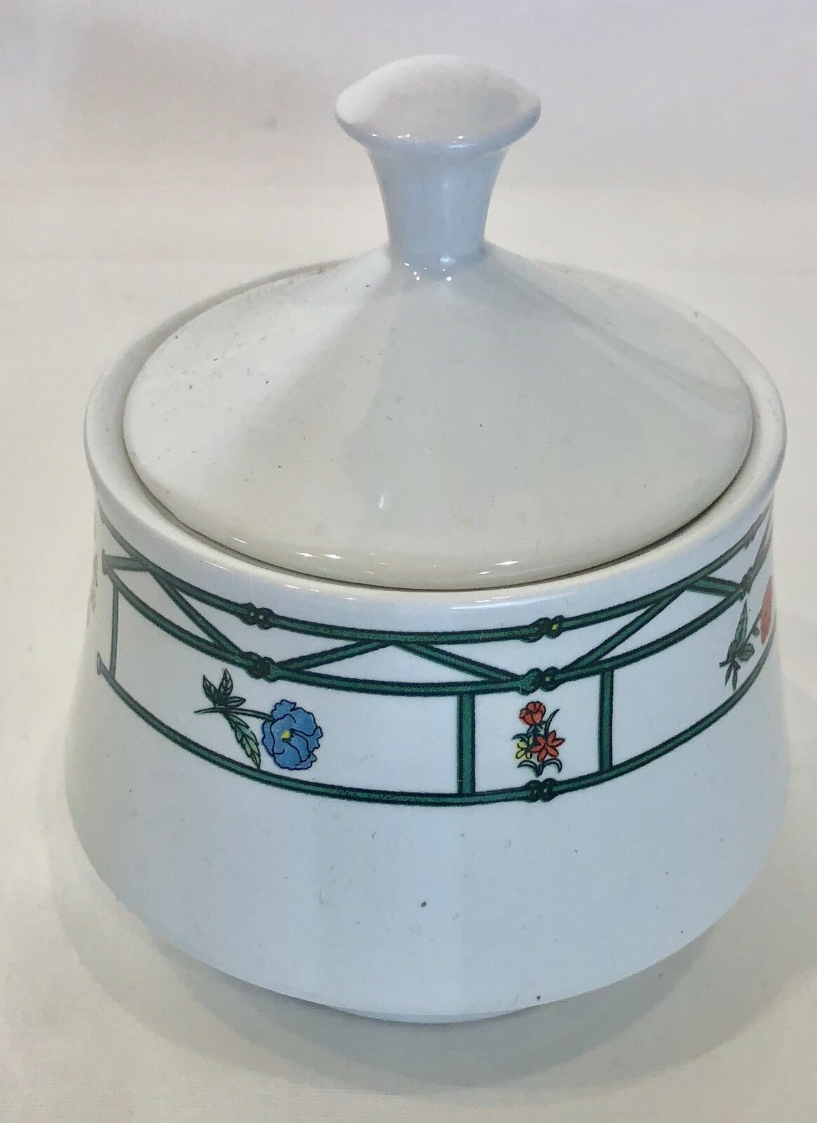 Lynn's China MAYFLOWER Dinnerware Collection