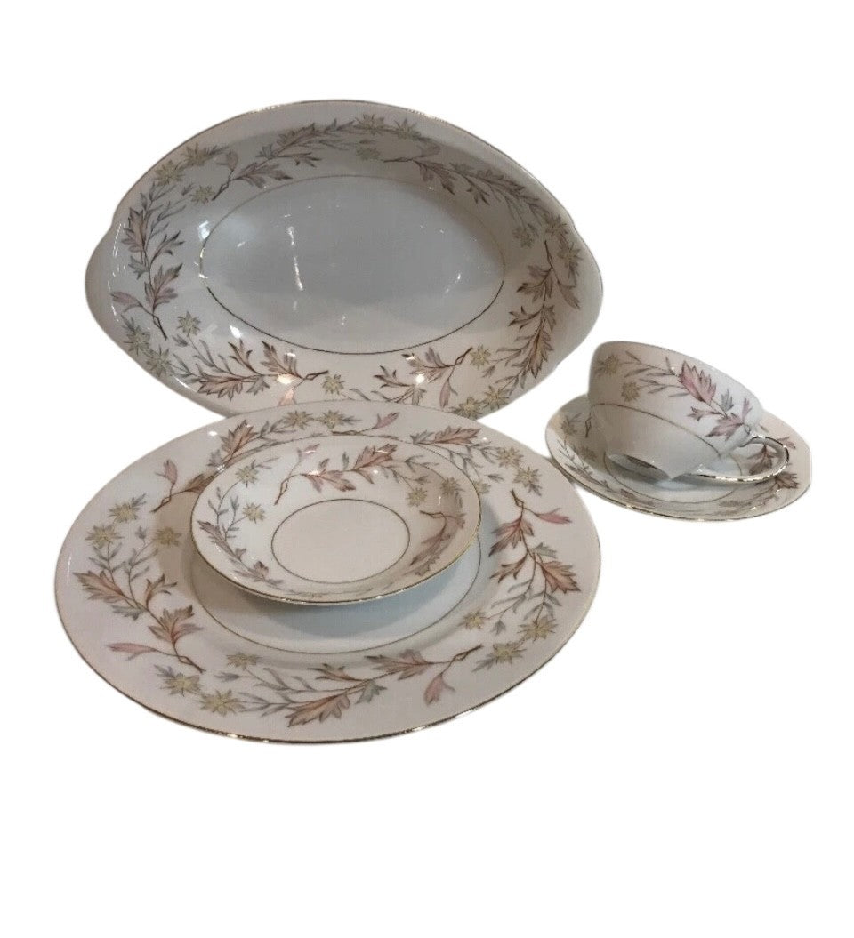 Harmony House Woodhue Fine China 16 Piece Set & 1 Oval Serving Bowl Japan