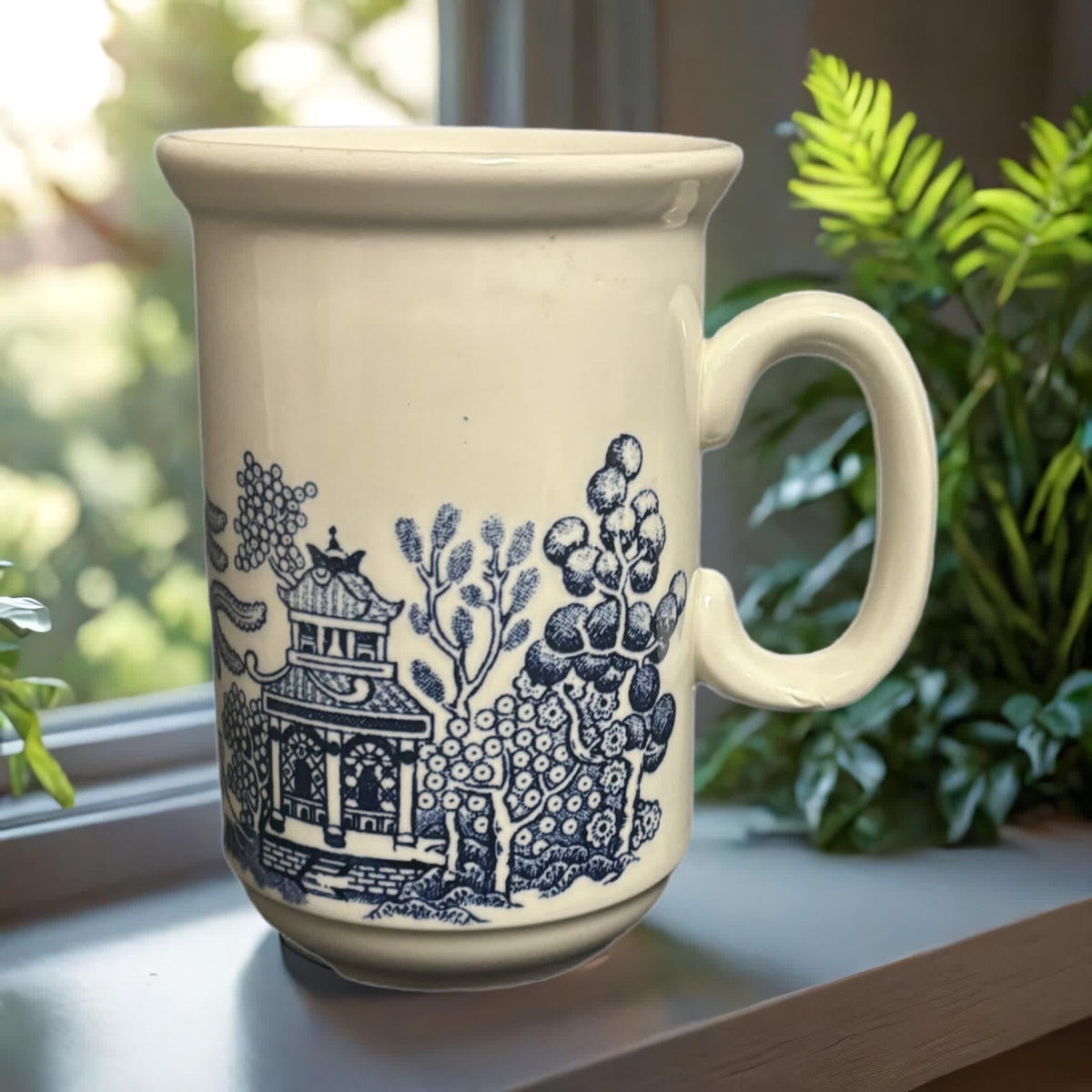 Churchill Blue Willow 3-MugS Georgian Shape 8 oz Ceramic Coffee Tea Cup England
