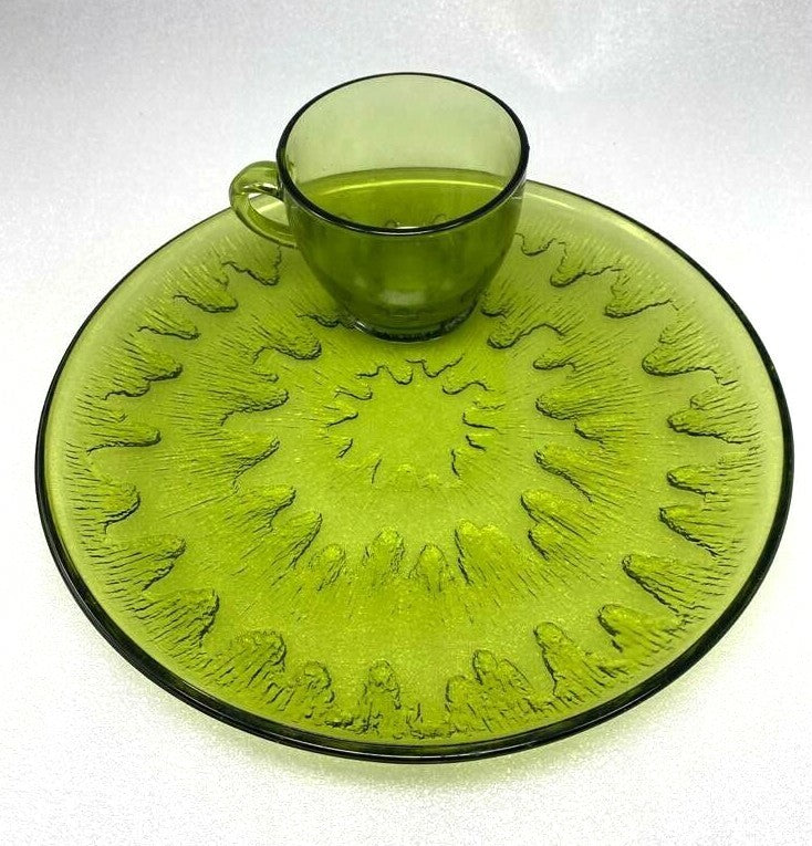 Vintage Indiana Glass Sunburst Mid Century Olive Green One Cup & Plate Set