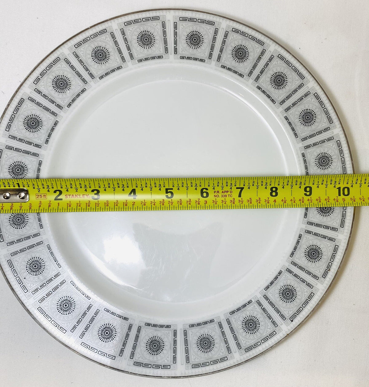 Vintage & Rare Norleans "APOLLO" Fine China Geometric Design Dinner Plate 101/2"
