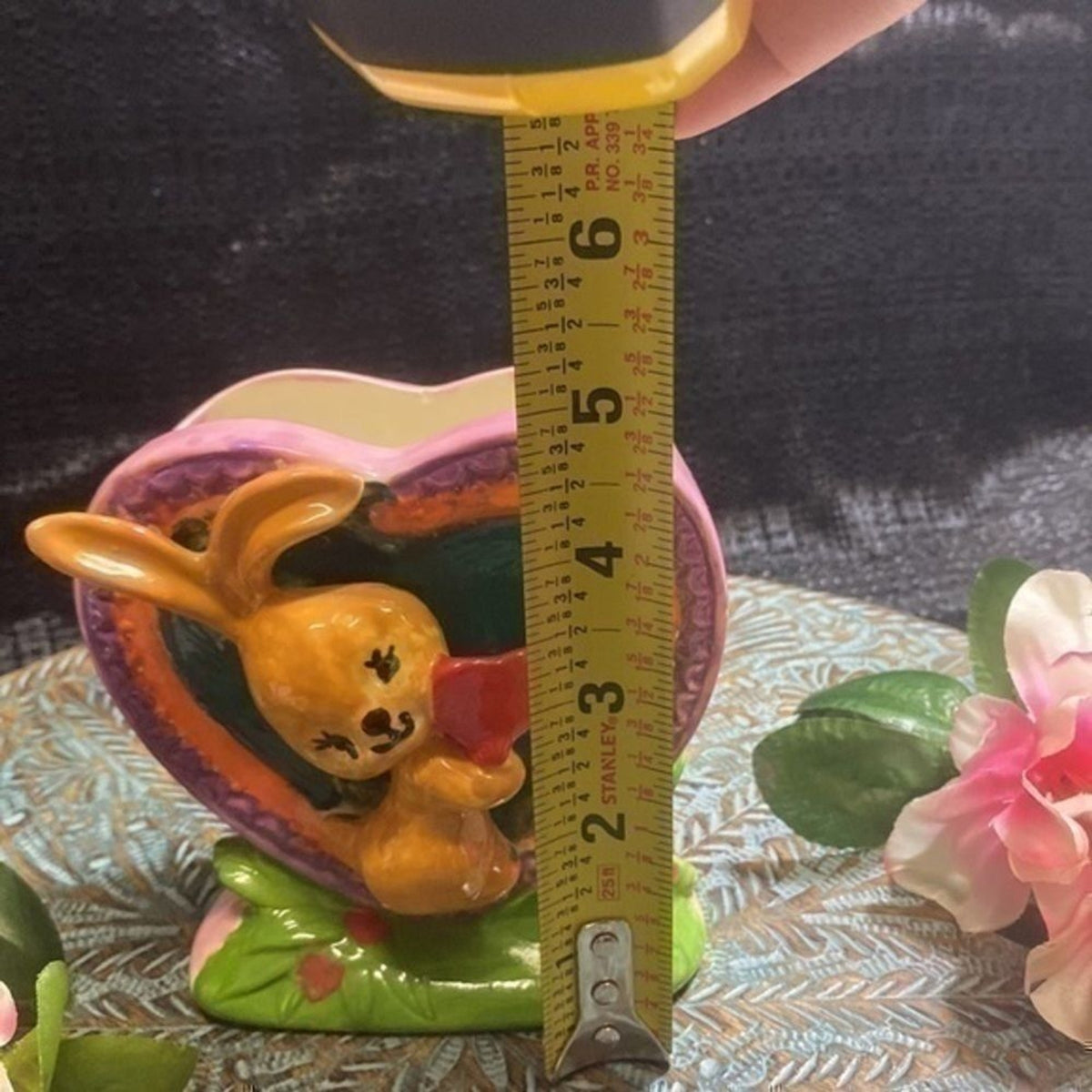 Hand Painted Flower Floral Vase 3D Bunny Holding Red Heart # 6322