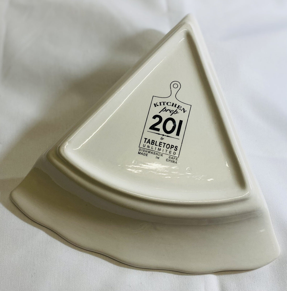 Tabletops Unlimited Pizza Slice Plates Set of 2 Kitchen Prep 201 Ceramic 9” L
