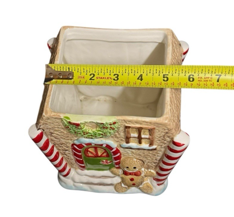 Sleigh Bell Bistro Gingerbread House Ceramic Cookie Jar Christmas Decor
