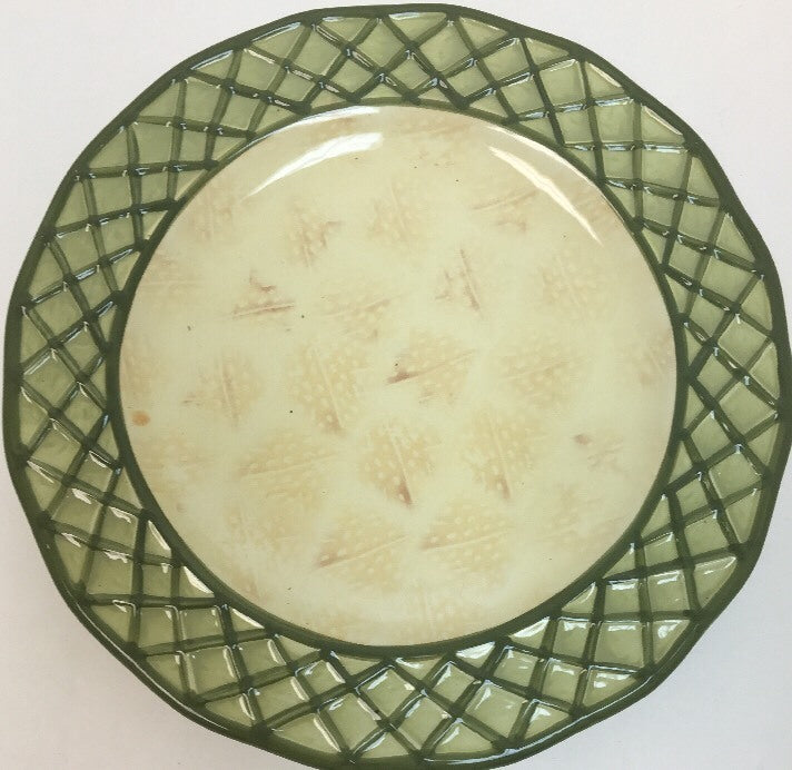 Lynns Earthenware 14 Piece EMMA'S GARDEN Green Lattice Dinner Salad Cup Saucer