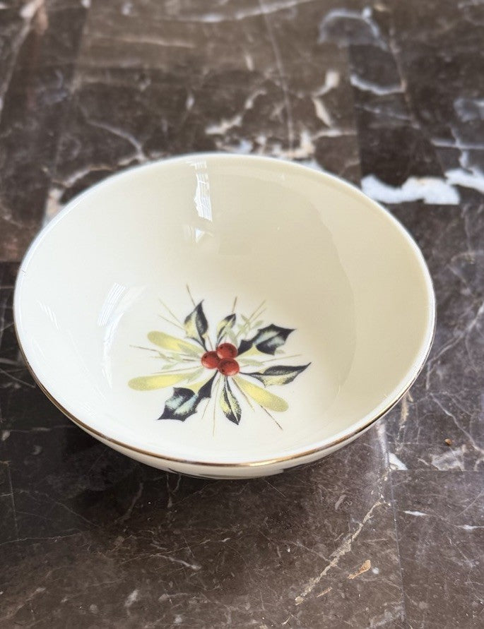 Lenox Winter Greetings Berry Bowl 4.1/4” American Home Collection Holly Gold