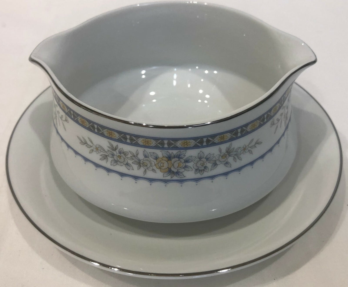 The Sakurai GARDEN Japan Fine Porcelain China Designer Collection Dinnerware