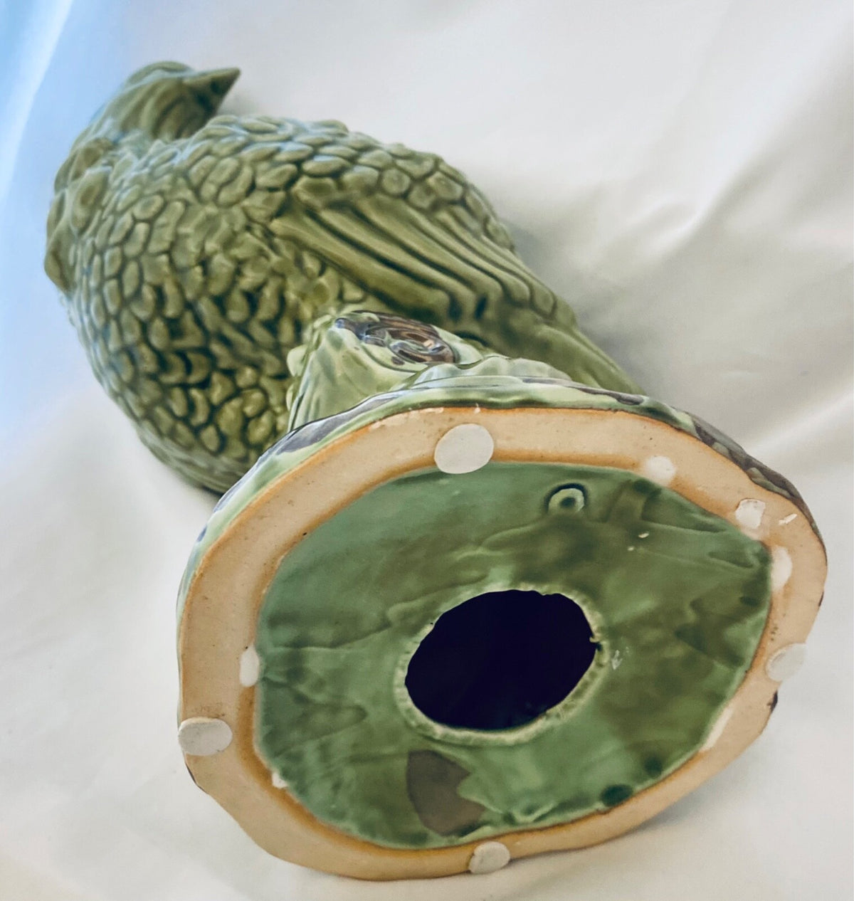 Rustic Green Ceramic Country Bird Perched on Branch Statue Home Decor Accent 10"