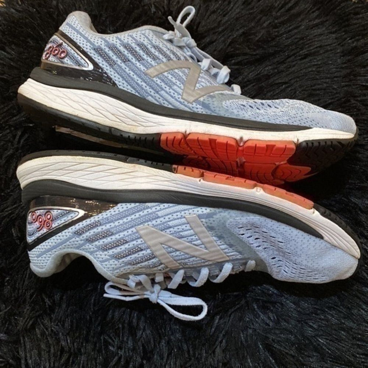 New Balance 860 V9 shoe woman running sneakers blue White Pink and black