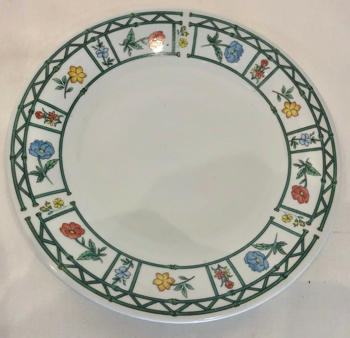 Lynn's China MAYFLOWER Dinnerware Collection