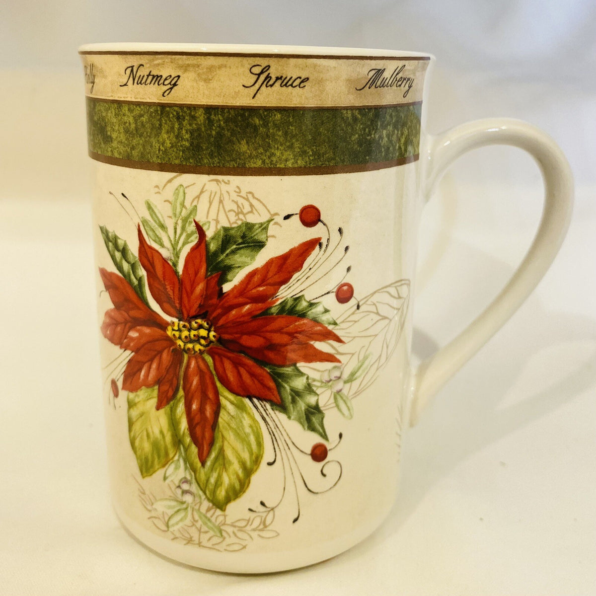 American Atelier HOLIDAY BOUQUET Mugs Poinsettia 4 Stoneware Coffee Cups 5011