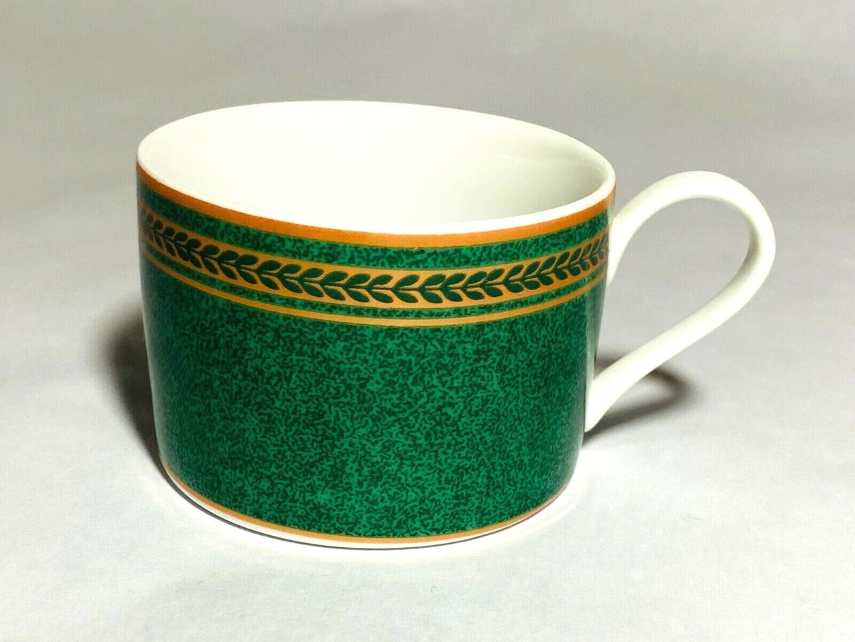 Coventry "Anniston Green" Dinnerware Collection Fine Porcelain PTS International