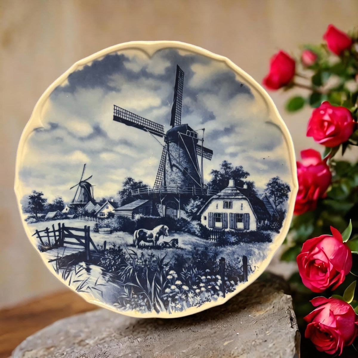 DELFT BLUE BLAWN Dutch Wall Hanging Windmill Collectors Accent Plate Holland
