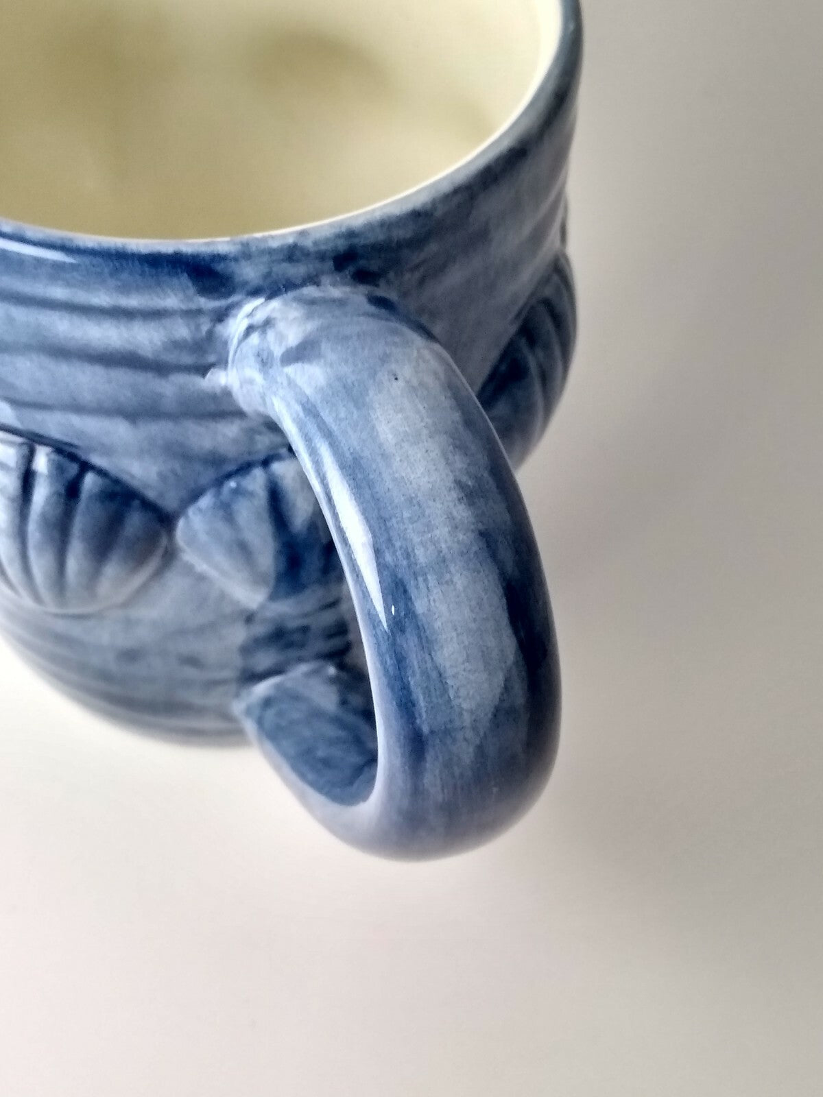 LA DOLCE VITA Mug Embossed Shell Hand Painted Embossed Blue by JA Designs 16 Oz