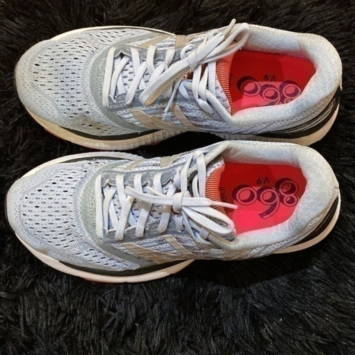 New Balance 860 V9 shoe woman running sneakers blue White Pink and black