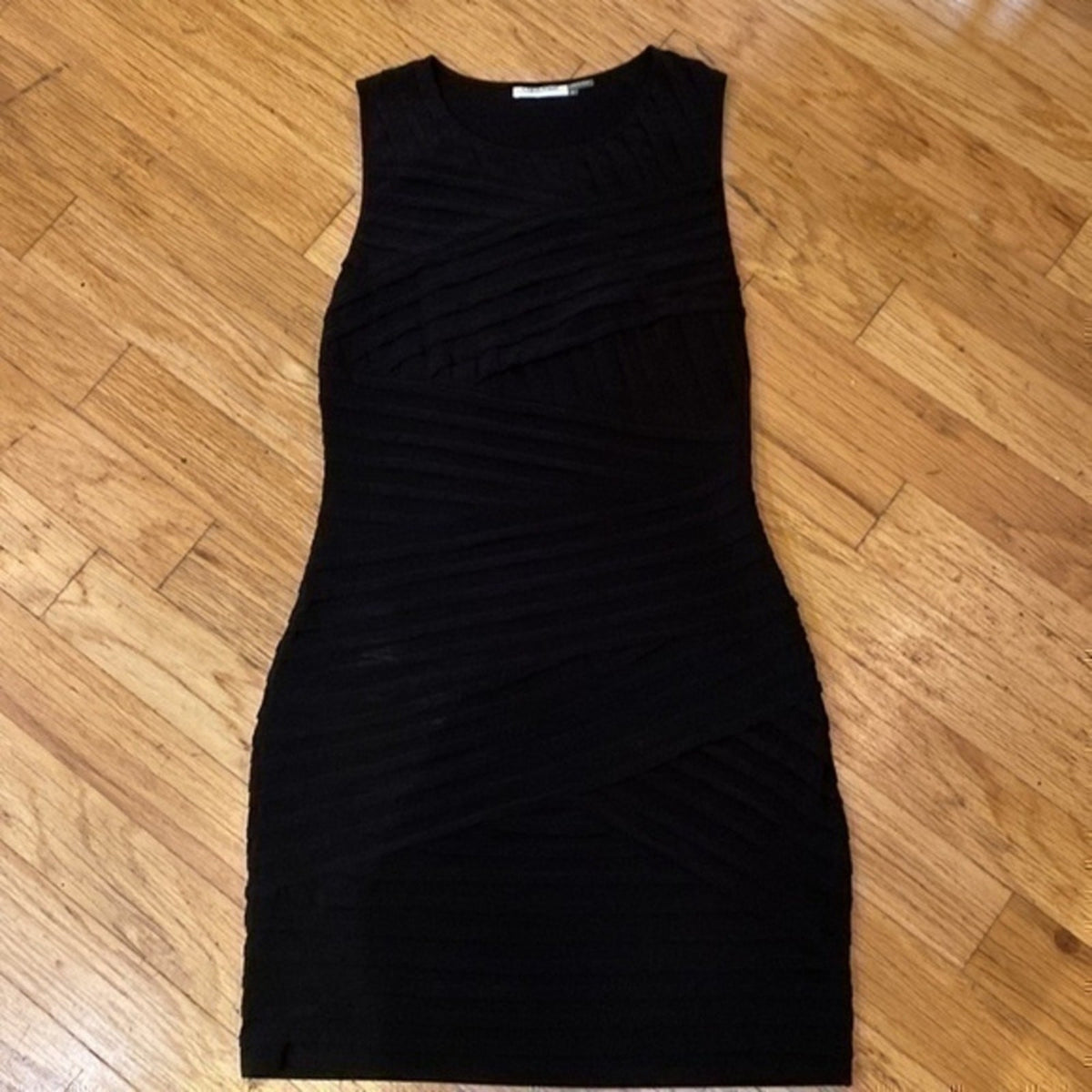 Calvin Klein textured black sleeveless sheath dress Size Small