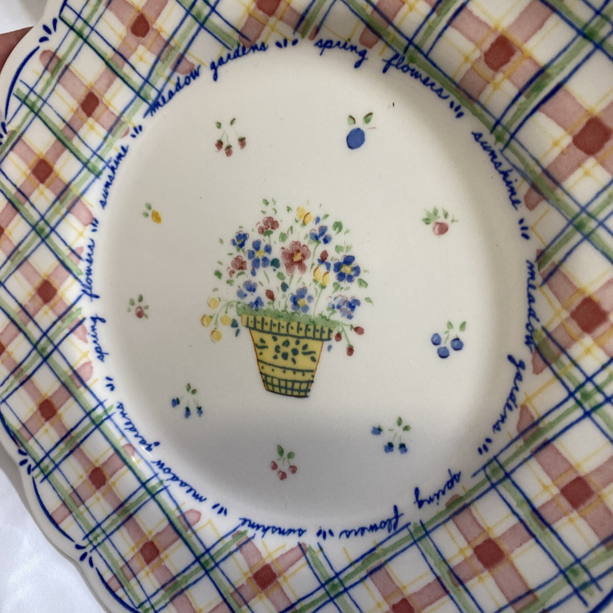 Nikko DENA'S GARDEN Salad Plate Floral Plaid 1998 Japan Freezer Oven Safe 8" D