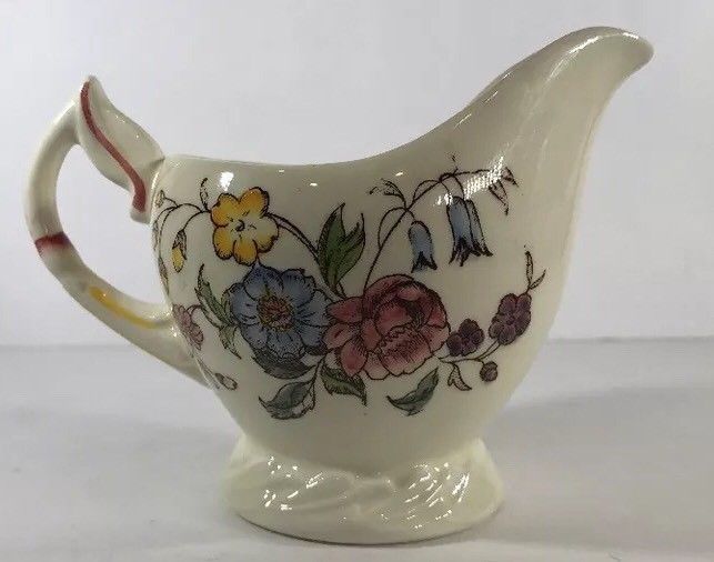 Vintage Vernon Kilns MAY FLOWER Hand Painted Dinnerware Collection USA