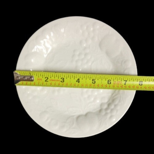 Gibson Designs FLOURISH 5-Salad Plates 7 3/4"D White Embossed Fruit Dessert Dish