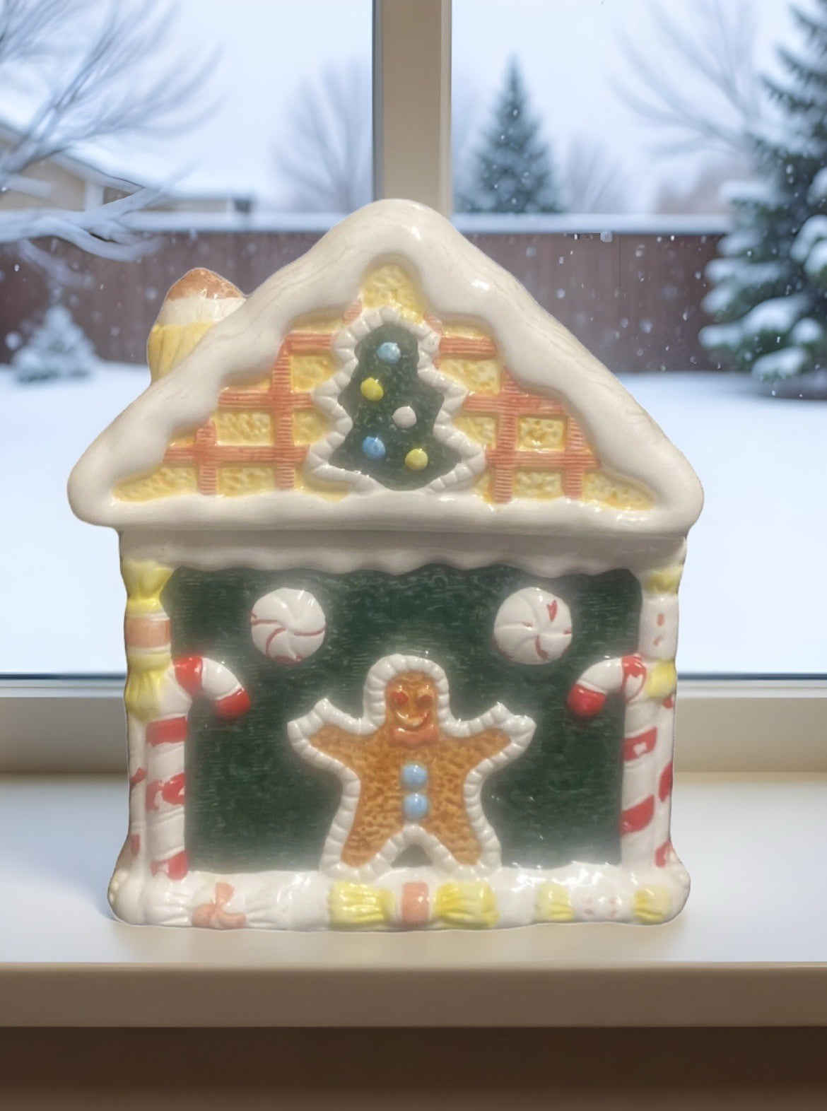 World Bazaar Gingerbread House Cookie Jar Christmas Holiday Decor 9.5” Tall