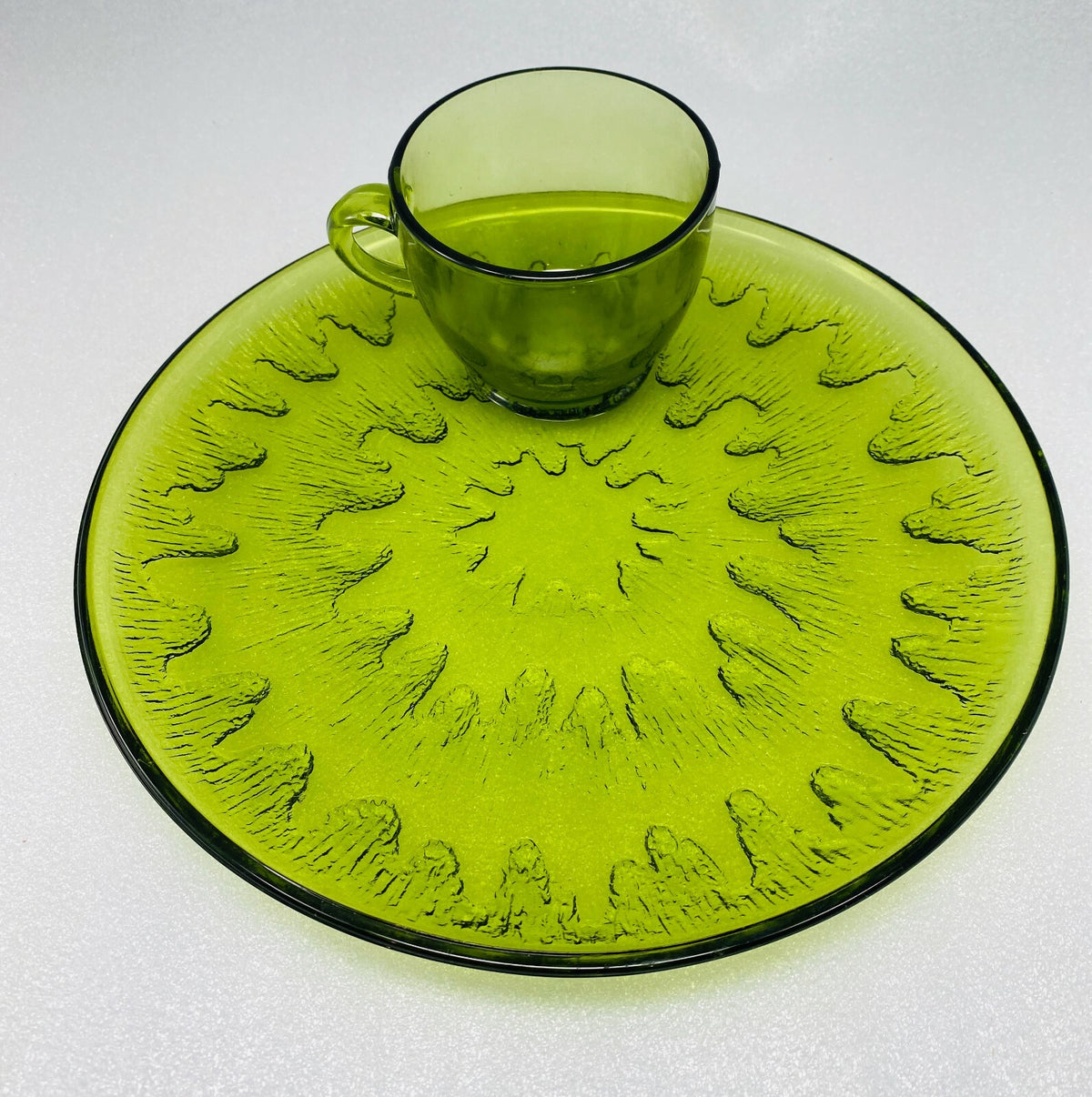 Vintage Indiana Glass Sunburst Mid Century Olive Green One Cup & Plate Set