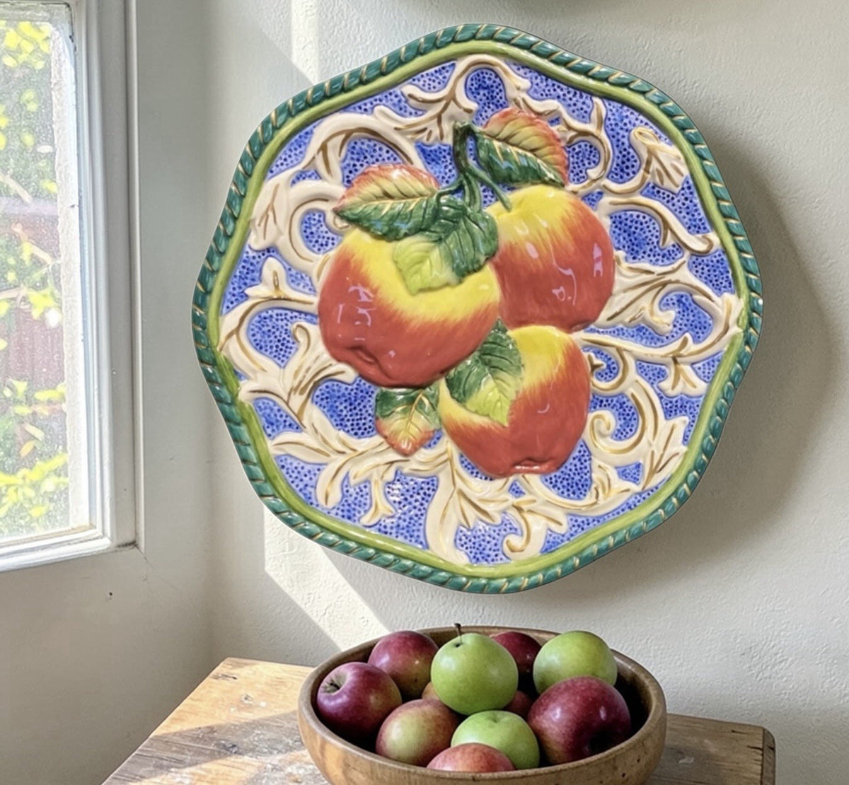 Fitz & Floyd Florentine Apple 3D Relief Canape Accent Plate Italy Style